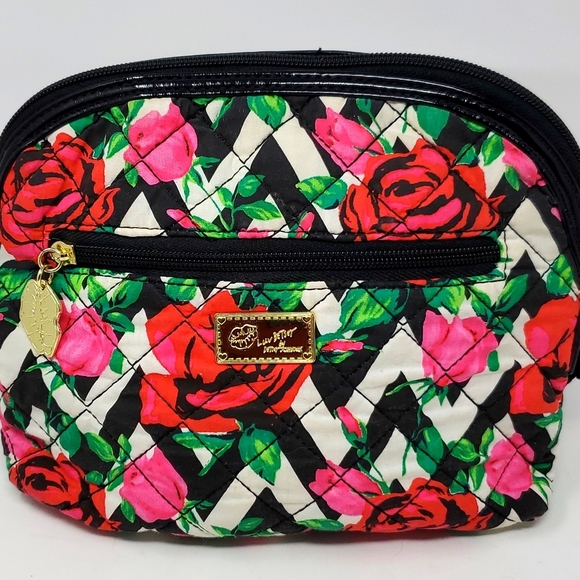 Luv Betsey by Betsy Johnson Rose Adjustable Crossbody Quilted Bag - Picture 1 of 9